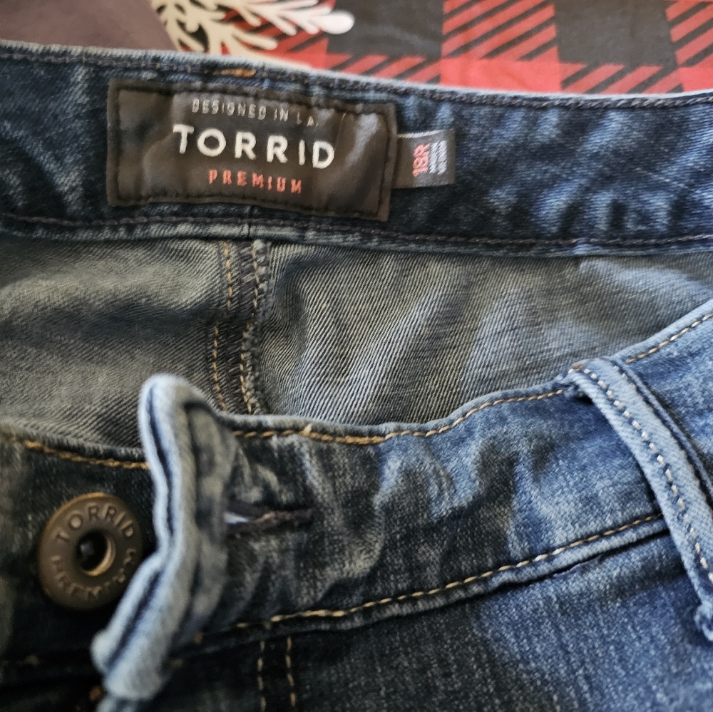 Womens high rise curvy jeans